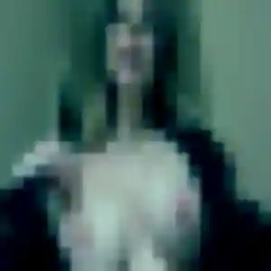 Charmante Ilona, 25 ans à Aiguillon - voir sa photo