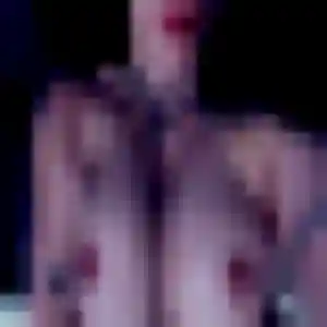 Sarah, 44 ans, en ligne à Biscarrosse pour une rencontre coquine