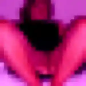 Profil de Phoebe à Fouras (22 ans) - rencontre coquine sans inscription