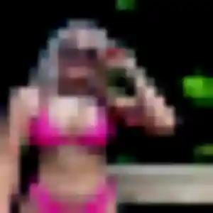 Alessandra (22 ans) à Galgon propose une rencontre maintenant