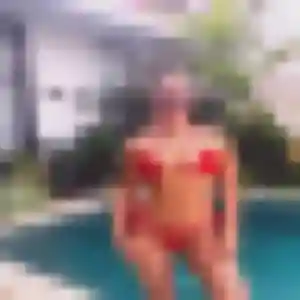 Louisa (22 ans) à Marsac-sur-l'Isle attend un rencontre coquine ce soir