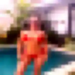 Dana, 37 ans, en ligne à Marvejols pour une rencontre coquine