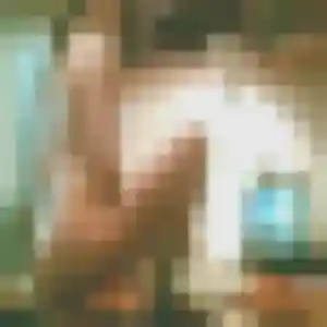 Photo de Bertille à Melle (21 ans) - rencontre coquine anonyme