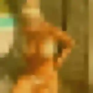 Lucie, 29 ans, connectée à Narbonne pour une rencontre coquine
