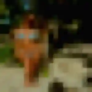 Theresa, 25 ans, disponible à Poitiers pour un rencontre coquine