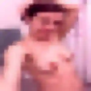 Photo de Amira à Port-la-Nouvelle (38 ans) - rencontre coquine discret