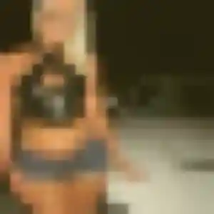 Martine de Roquemaure, 21 ans - rencontre coquine discret