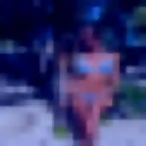 Découvre Aurore, 27 ans à Roullet-Saint-Estèphe en privé