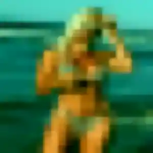 Découvre Marie-France, 28 ans à Seignosse en privé