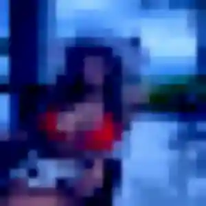 Vanessa, 43 ans, connectée à Val de Virvée pour une rencontre coquine