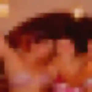 Photo de Philippine à Vaux-sur-Mer (24 ans) - rencontre coquine discret