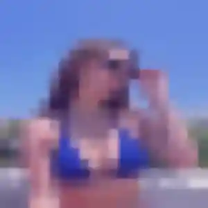 Oumaima, 28 ans, connectée à Villefranche-de-Rouergue pour une rencontre coquine